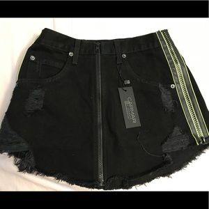 NWT!! Carmar black denim skirt w neon green